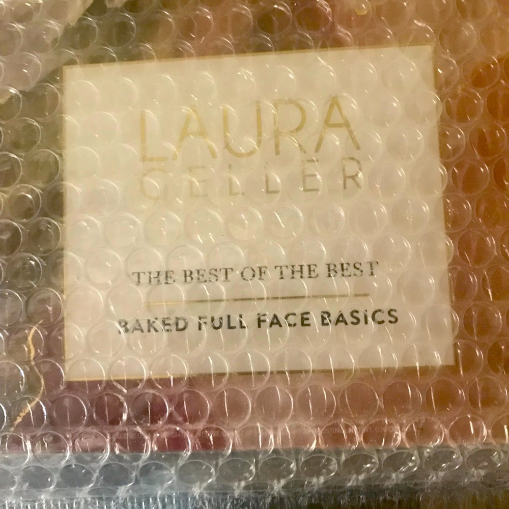 Laura Geller Color Correcting foundation & Naked Full Face Basics